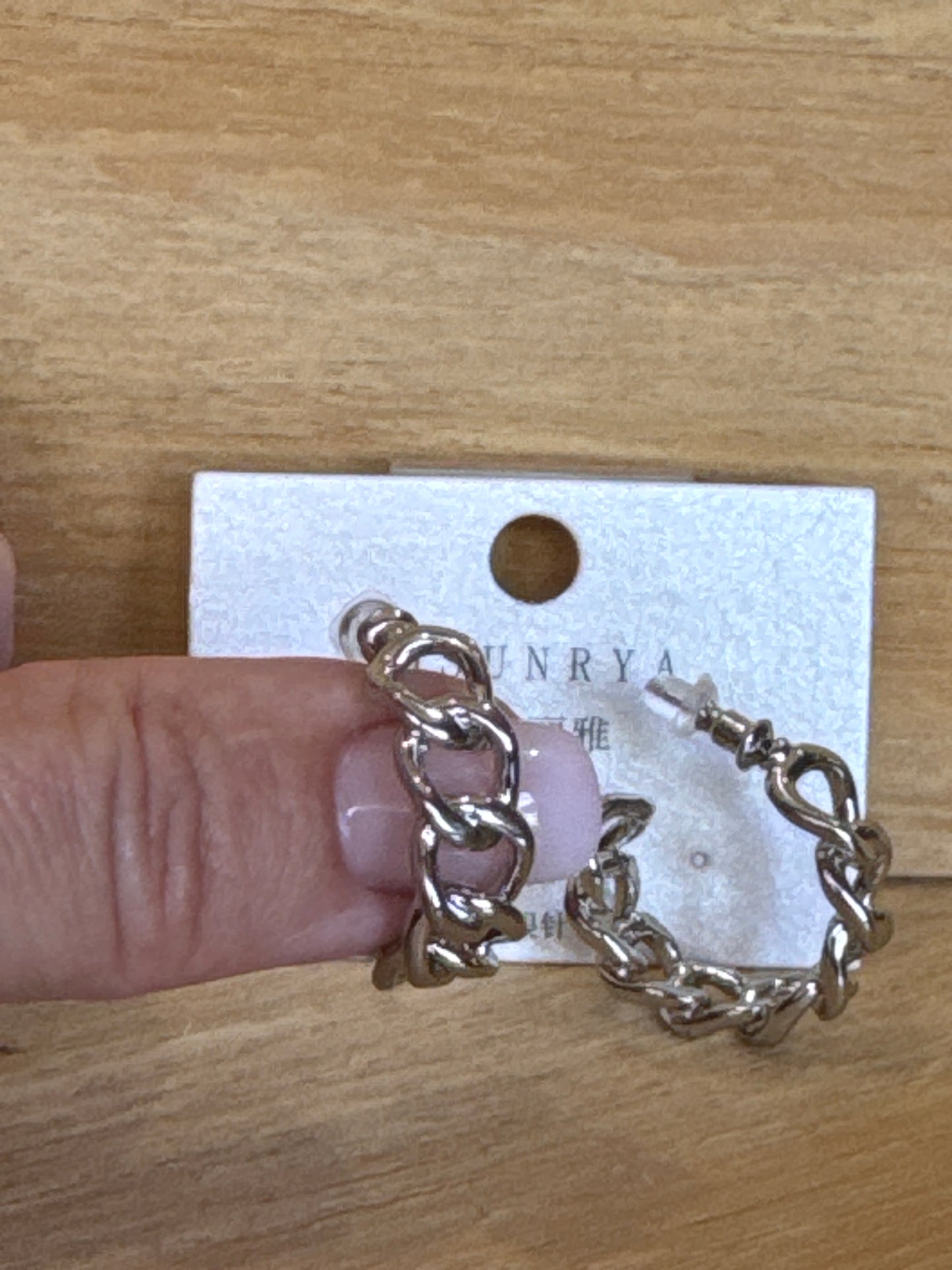 Earrings E21204B
