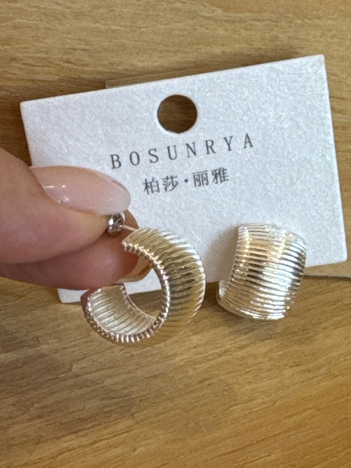 Earrings E22007Y