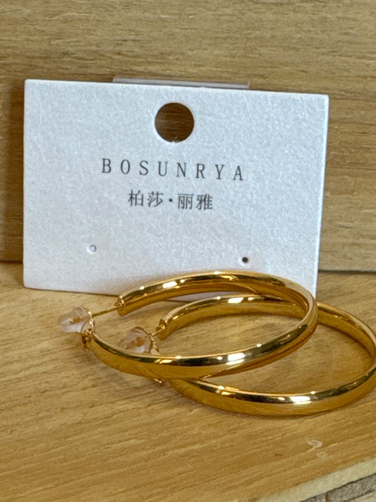 Earrings E20712J