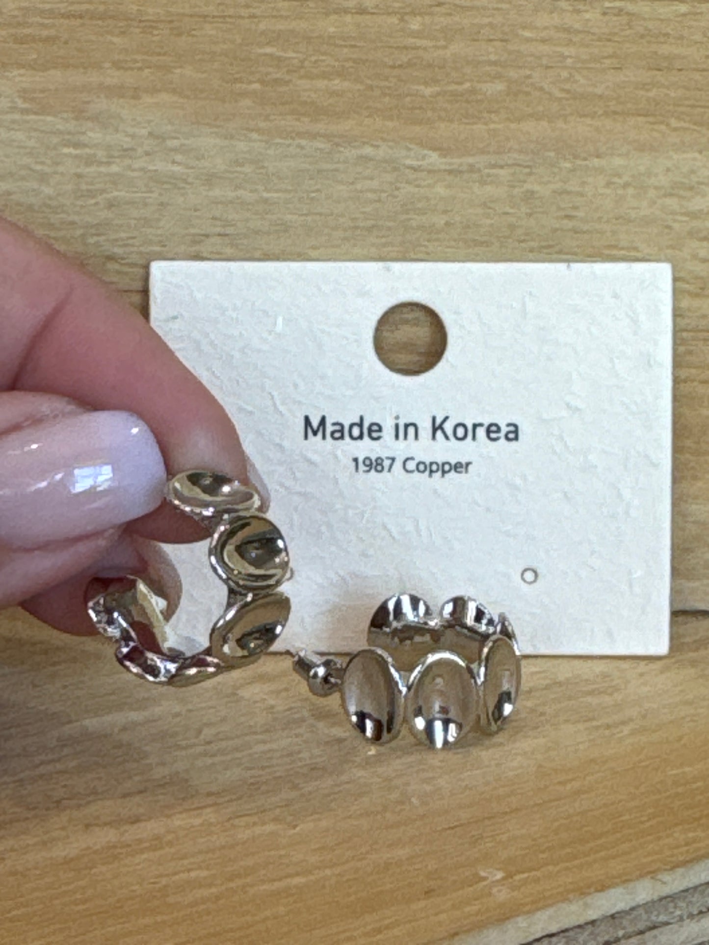 Earrings E21030B