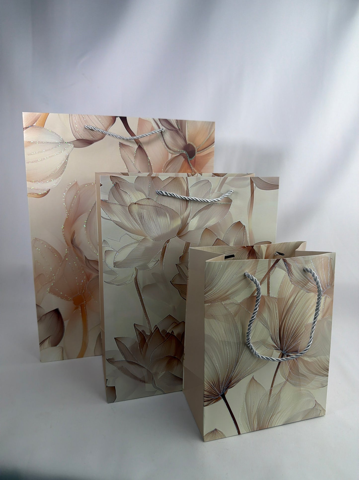 Gift bags White with Flowers