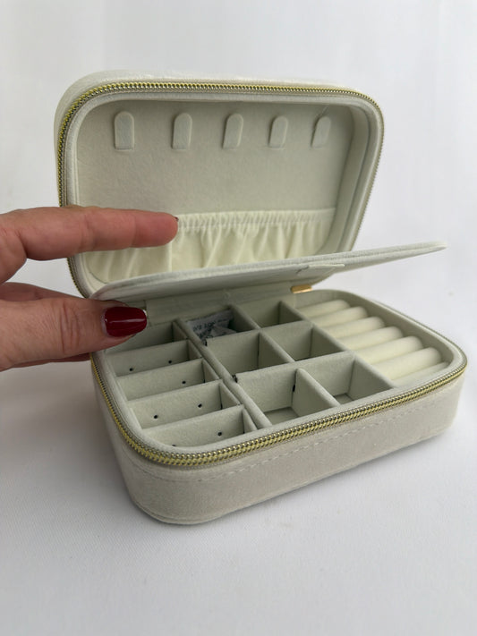 Travel Jewellery Box Cream Velvet