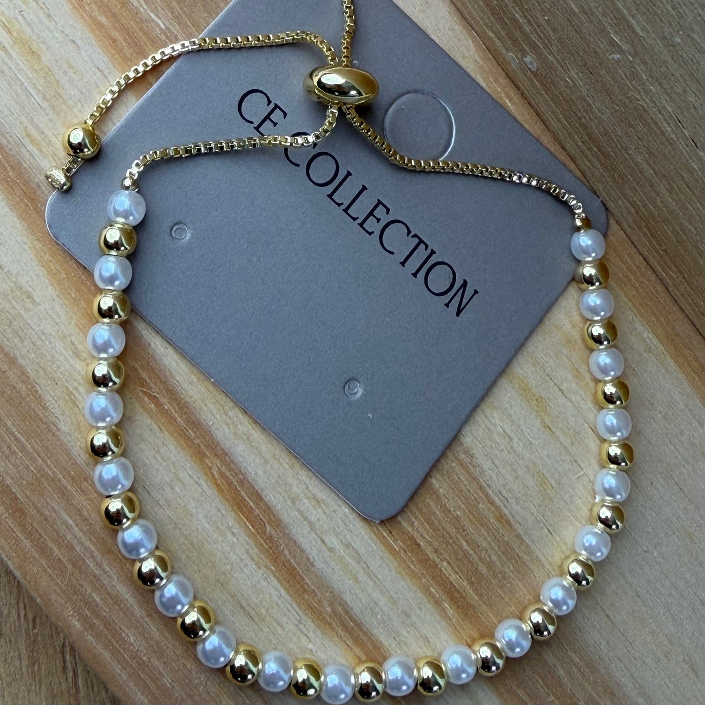 Gold plated adjustable bracelet