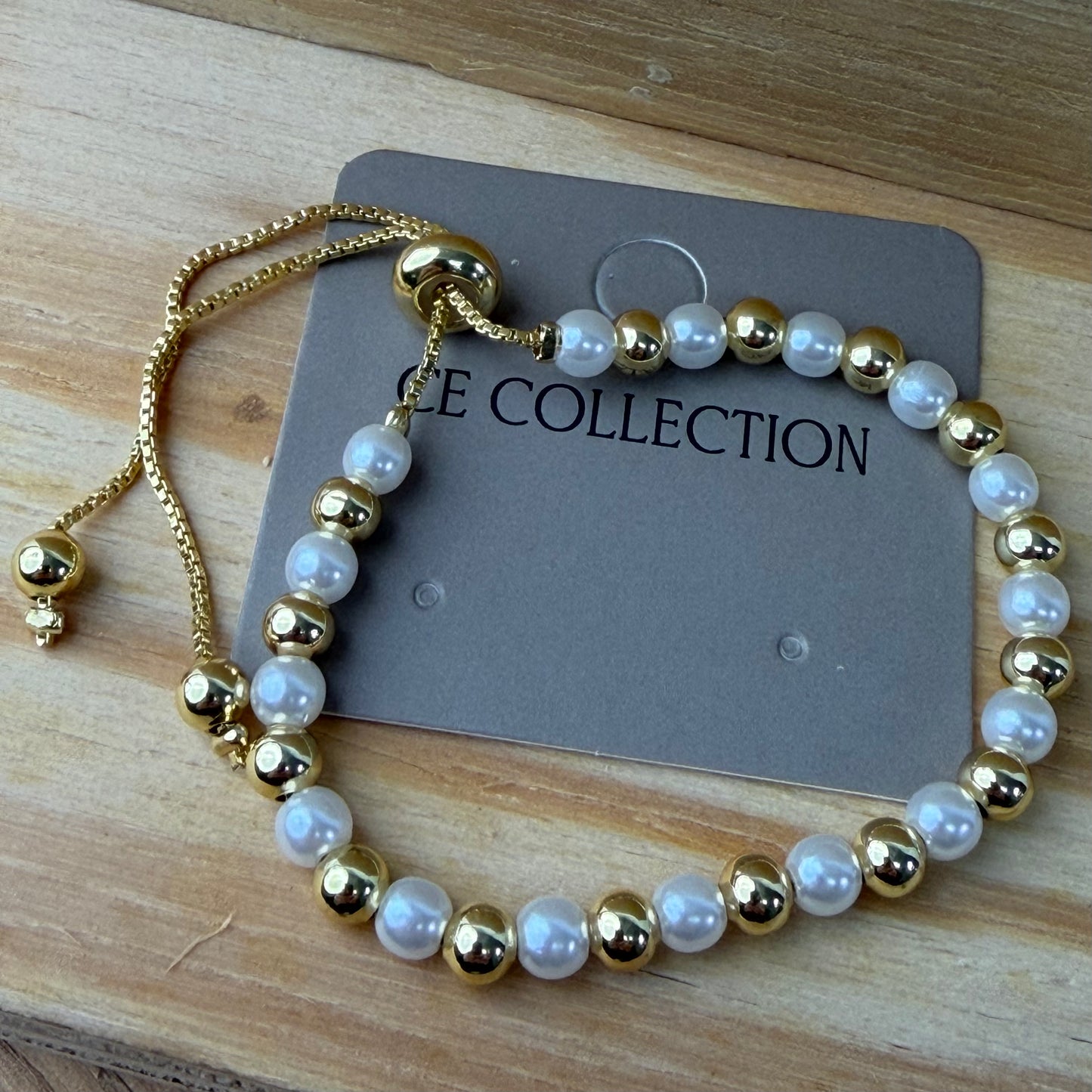 Gold plated adjustable bracelet